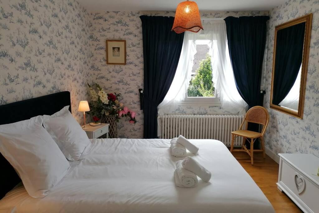 La Roseliere Maison Plain Pied Confortable Belle Decoration Jardin Magnifique 10 Mn A Pied Centre Ville Bayeux Proche Plages Du Debarquement Exteriér fotografie