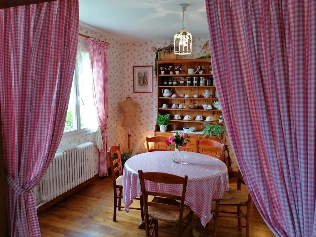 La Roseliere Maison Plain Pied Confortable Belle Decoration Jardin Magnifique 10 Mn A Pied Centre Ville Bayeux Proche Plages Du Debarquement Exteriér fotografie