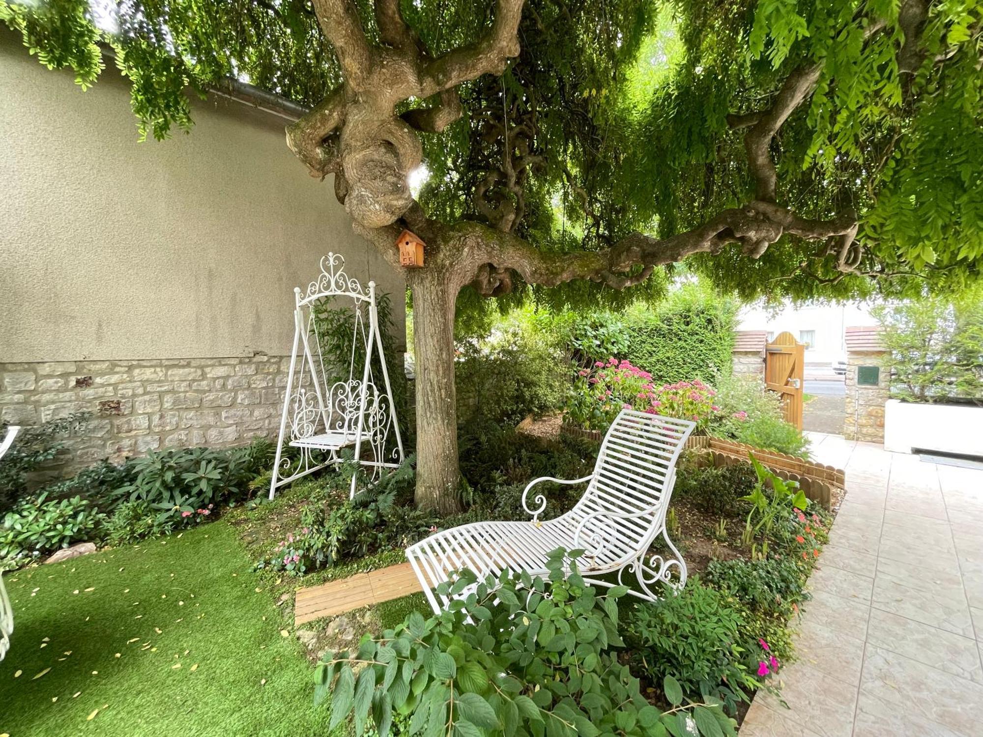 La Roseliere Maison Plain Pied Confortable Belle Decoration Jardin Magnifique 10 Mn A Pied Centre Ville Bayeux Proche Plages Du Debarquement Exteriér fotografie